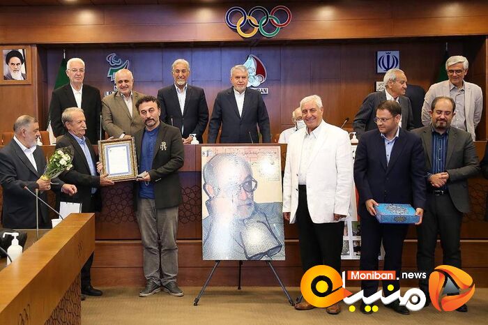 مراسم تجلیل از اردشیر لارودی، پیشکسوت روزنامه نکاری ورزشی و نفرات اول جشنواره جهانی ایپس در روز جهانی خبرنگاران ورزشی