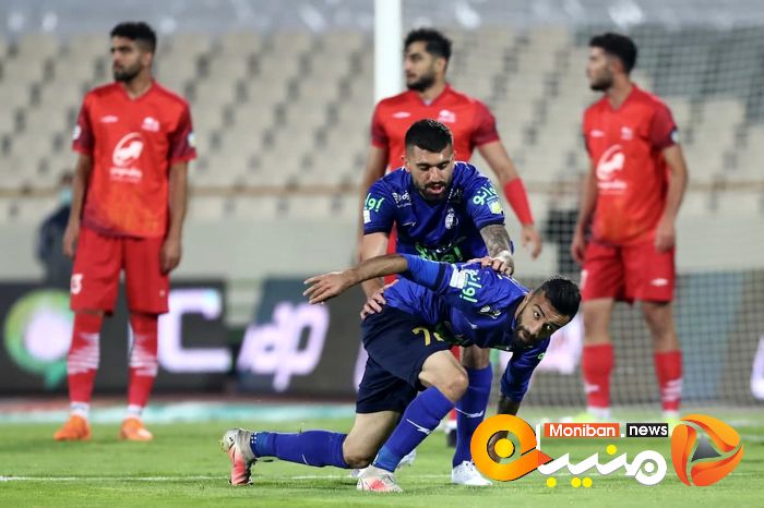استقلال و تراکتور