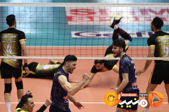 نیمه نهایی لیگ والیبال / فولاد سرجان - سپاهان