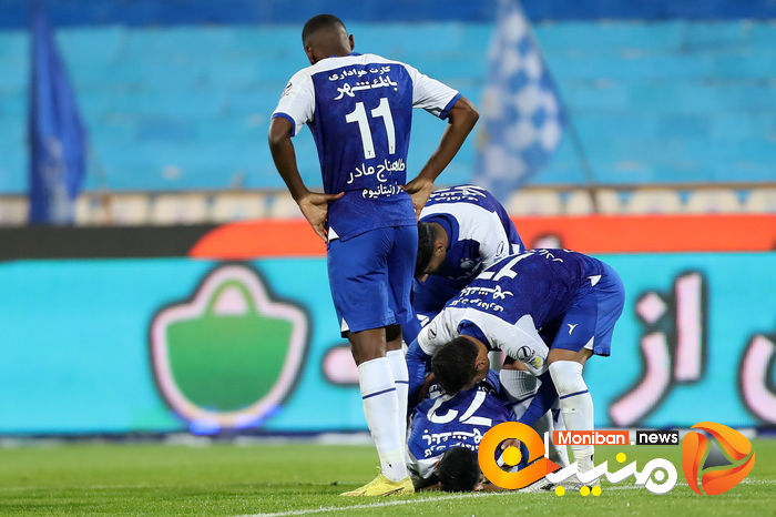 گزارش تصویری| بازی استقلال و پرسپولیس -۲