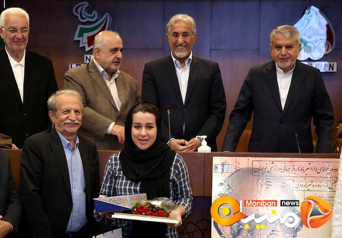 مراسم تجلیل از اردشیر لارودی، پیشکسوت روزنامه نکاری ورزشی و نفرات اول جشنواره جهانی ایپس در روز جهانی خبرنگاران ورزشی