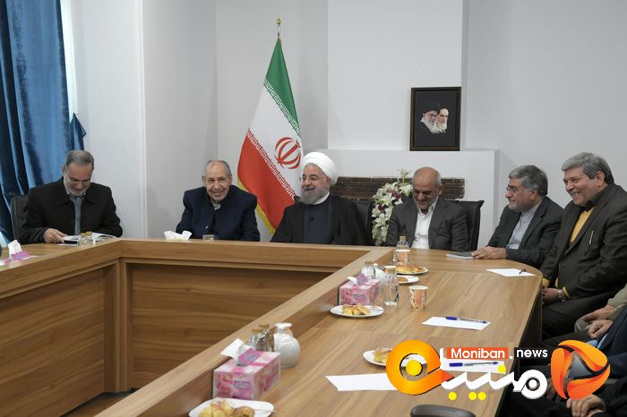 دیدار جمعی از فرهنگیان با حسن روحانی