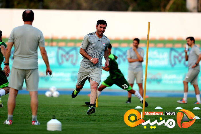 بازديد وزير ورزش و جوانان از اردوي تيم ملي فوتبال