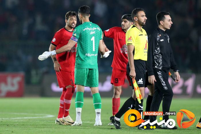 حاشیه های عجیب بازی استقلال و تراکتور