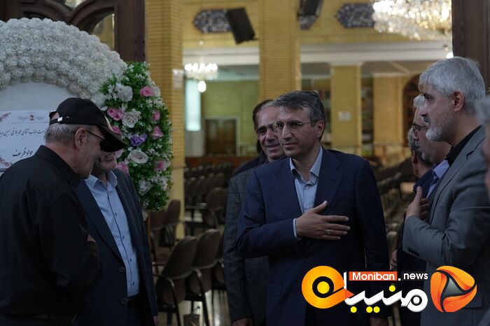 مراسم ختم پدر صاحب امتیاز منیبان