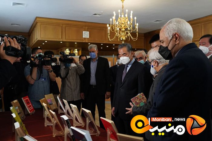 افتتاح نمایشگاه اسناد به مناسبت پنجاهمین سالگرد روابط دیپلماتیک ایران و چین