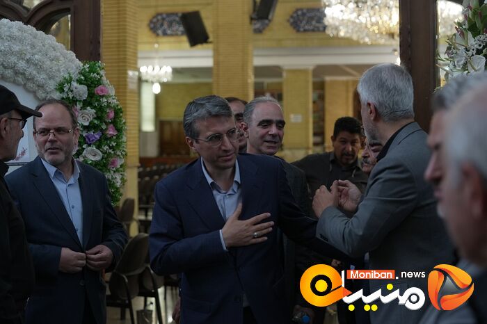 مراسم ختم پدر صاحب امتیاز منیبان