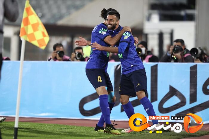 استقلال و تراکتور