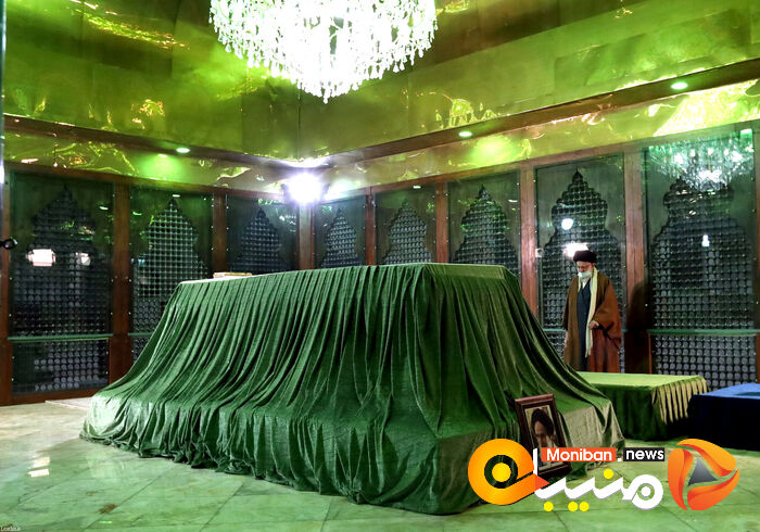 حضور رهبری در مرقد امام خمینی و مزار شهدا