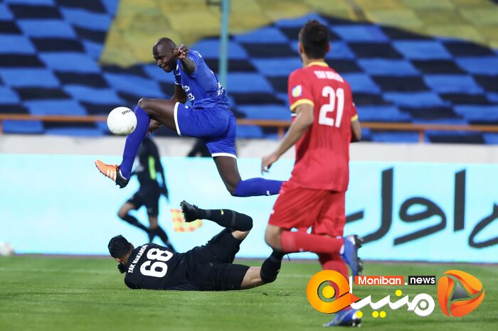 بازی استقلال مقابل فولاد خوزستان