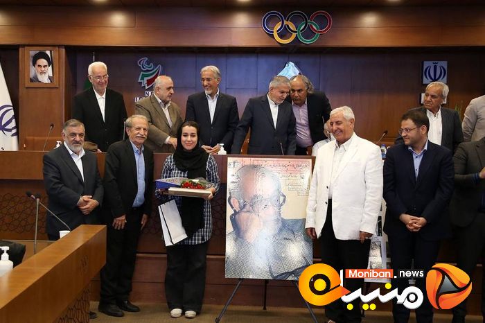 مراسم تجلیل از اردشیر لارودی، پیشکسوت روزنامه نکاری ورزشی و نفرات اول جشنواره جهانی ایپس در روز جهانی خبرنگاران ورزشی