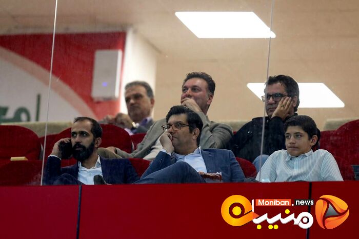 حاشیه های عجیب بازی استقلال و تراکتور