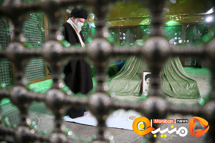 گزارش تصویری| حضور رهبر انقلاب بر مزار شهدا