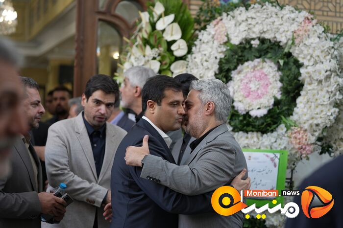 مراسم ختم پدر صاحب امتیاز منیبان