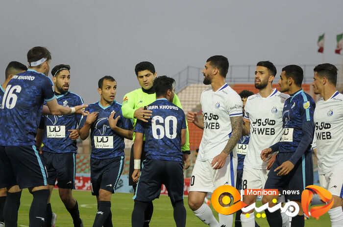 بازی استقلال و پیکان