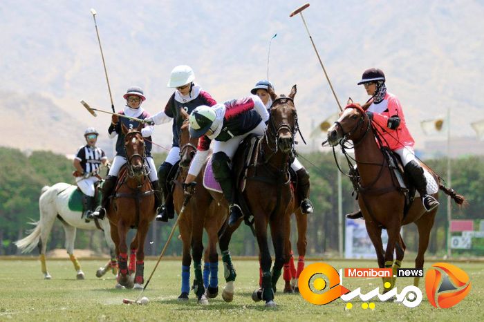 جشن قهرمانی تیم دختران زنده رود در رقابت های چوگان