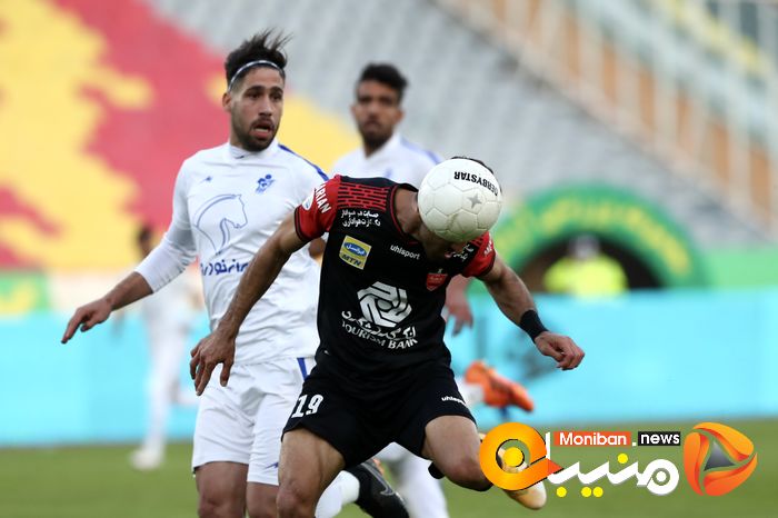دیدار تیم های پرسپولیس-پیکان