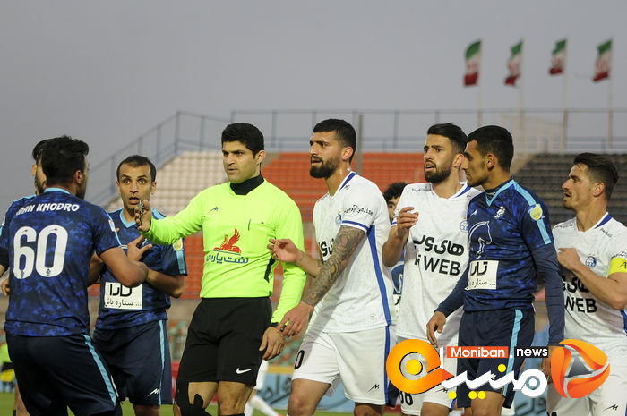 بازی استقلال و پیکان