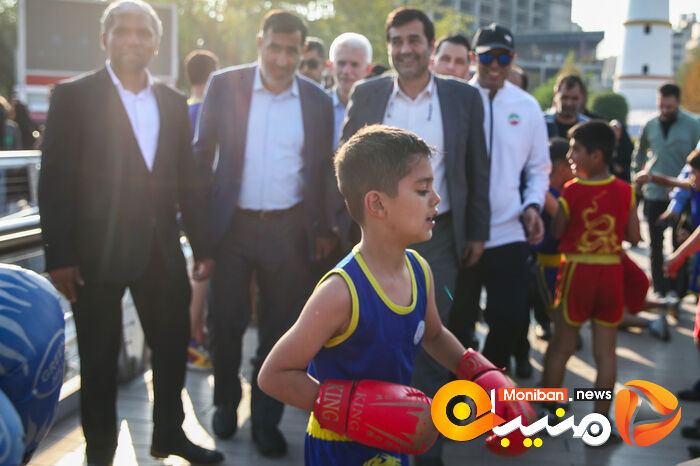 گزارش تصویری| همایش بزرگ ووشوکاران استان تهران در پل طبیعت