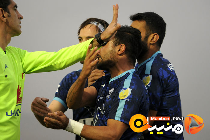 بازی استقلال و پیکان