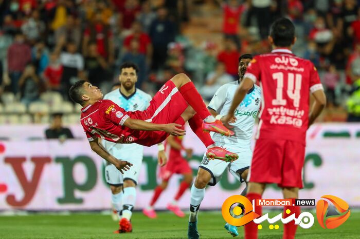 بازی پرسپولیس و پیکان