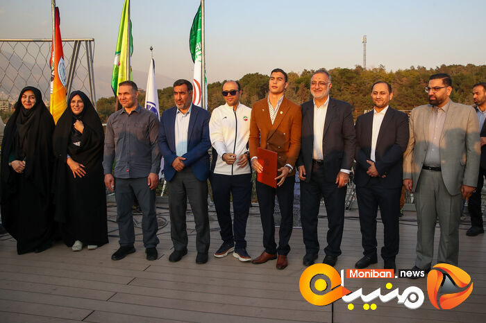 گزارش تصویری| همایش بزرگ ووشوکاران استان تهران در پل طبیعت
