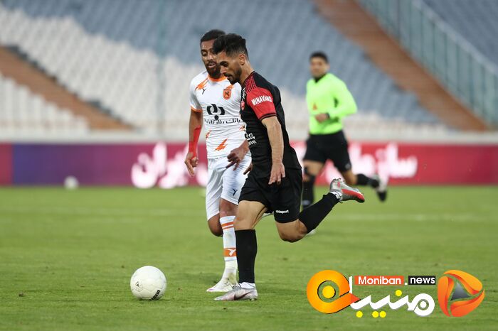 دیدار تیم های پرسپولیس تهران - مس رفسنجان