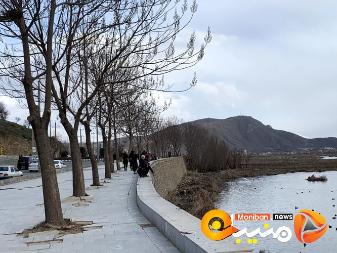 دریاچه زریوار