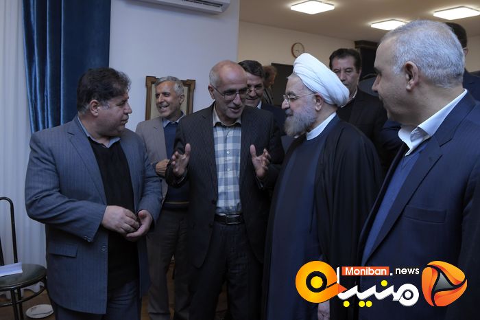 دیدار جمعی از فرهنگیان با حسن روحانی