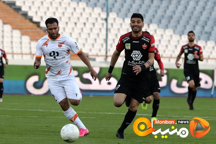 دیدار تیم های پرسپولیس تهران - مس رفسنجان